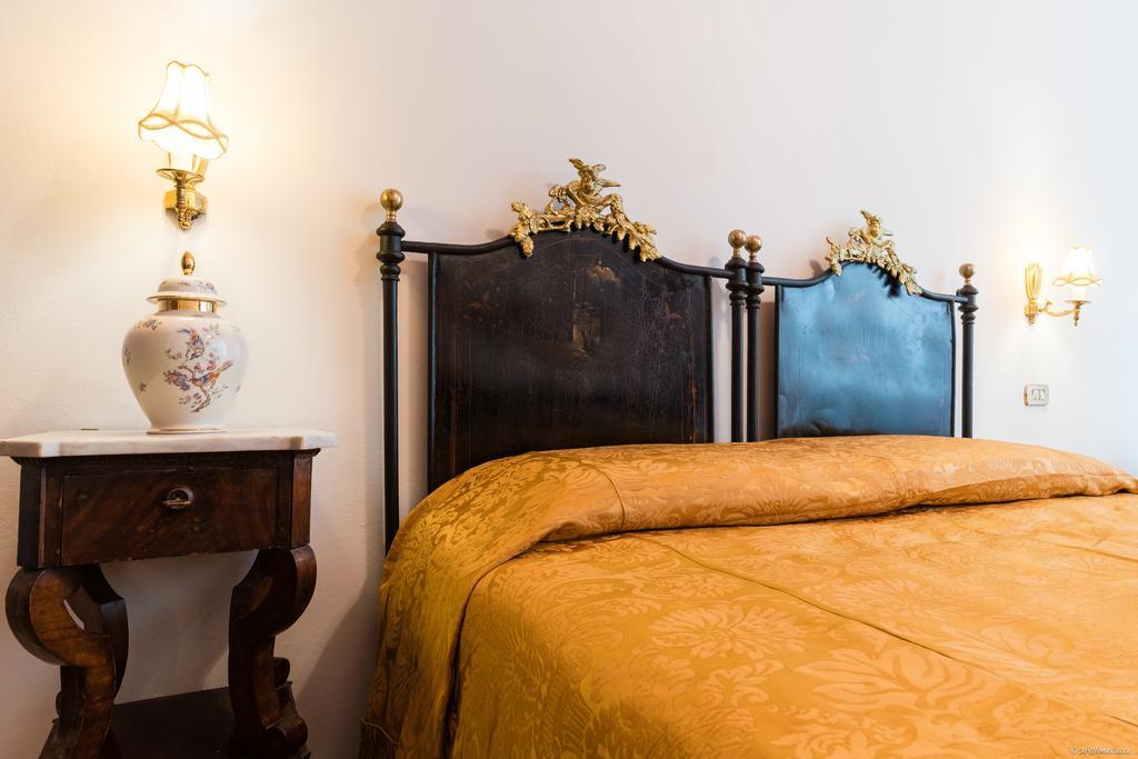 L'Antica Chaise Longue Лукка Экстерьер фото